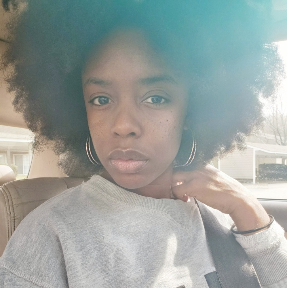 Meet your Posher, Lateshia